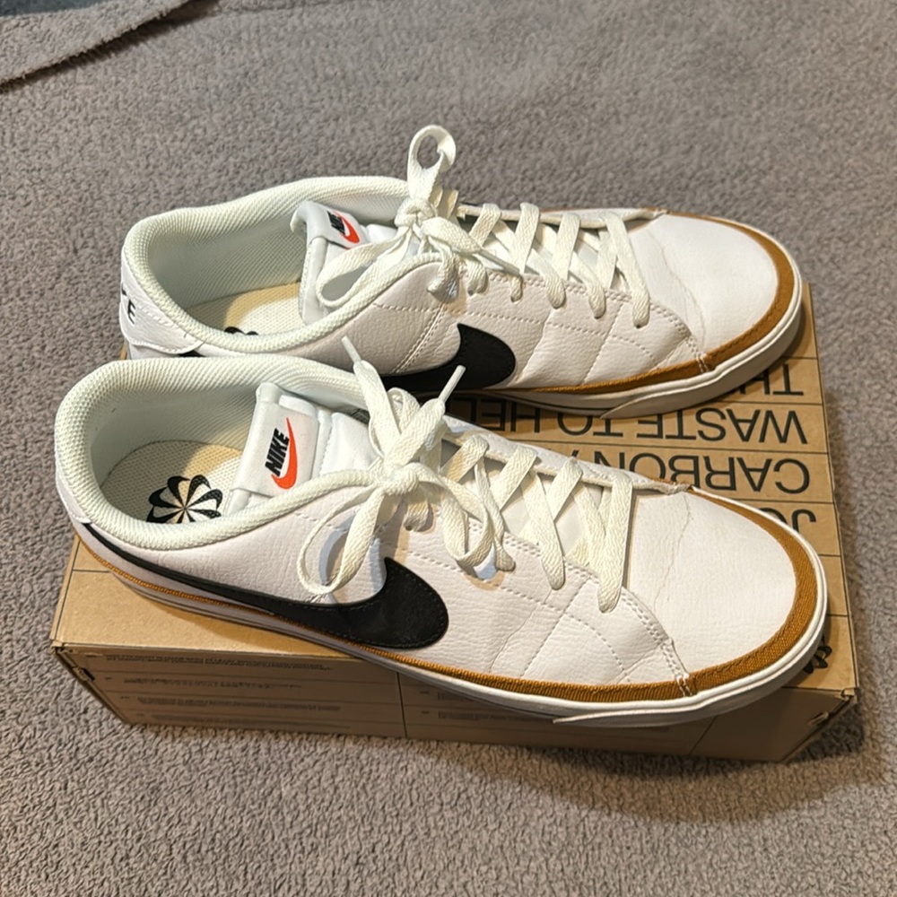 Nike Court Legacy  Men’s size 11.5